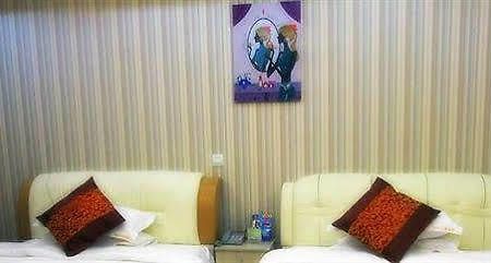 Bofeng Apartment Hotel - كونمينغ المظهر الخارجي الصورة